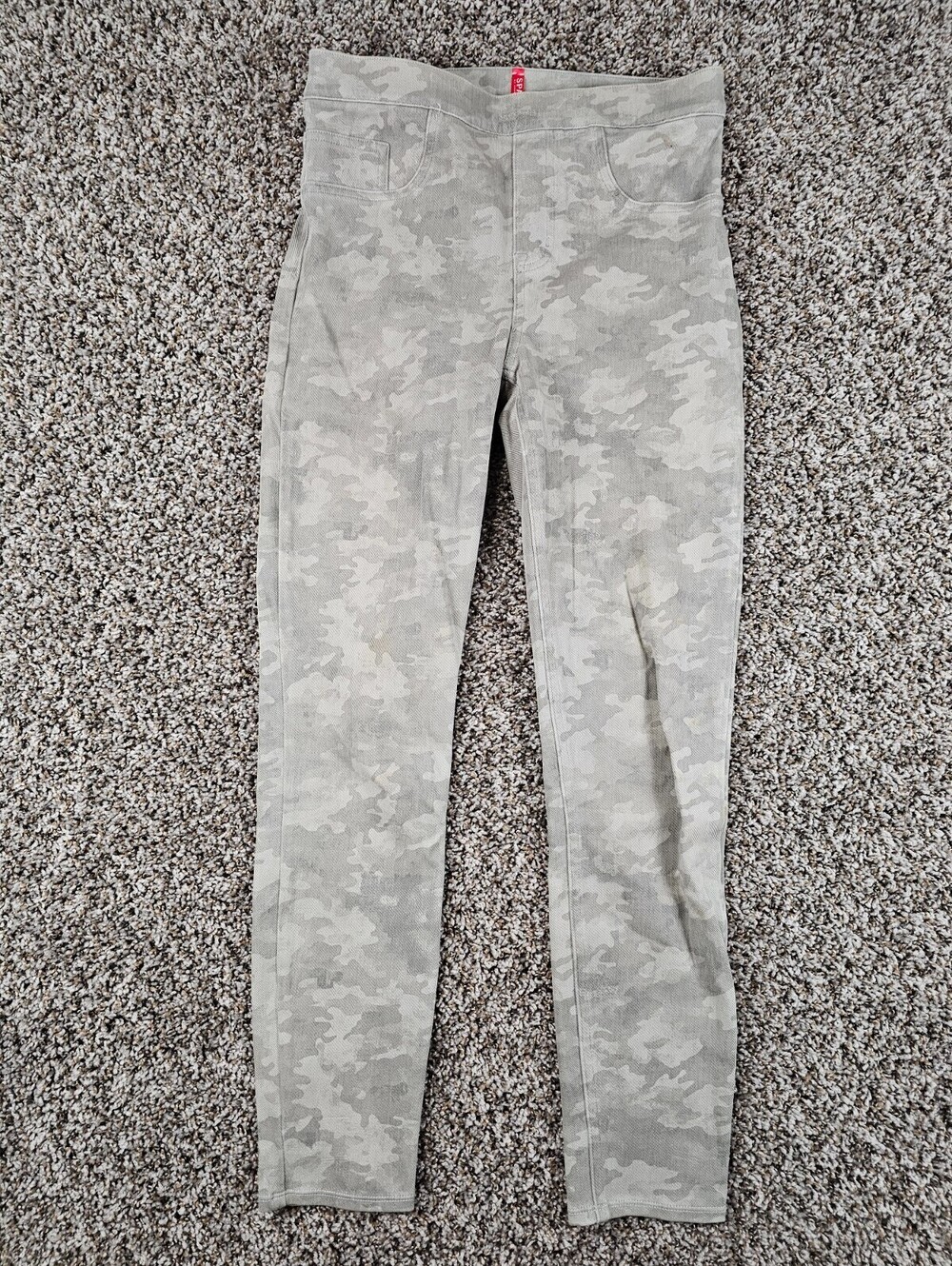Spanx Womens Sz M Pull On Tummy Control leggings Pants Green Camo Print